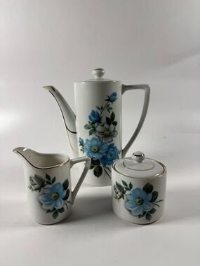 “Decorative vintage tea set” “for display/ decor/prop”